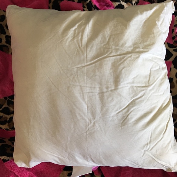 ‼️ SOLD ‼️Authentic VS PINK Throw Pillow Insert - Picture 2 of 4